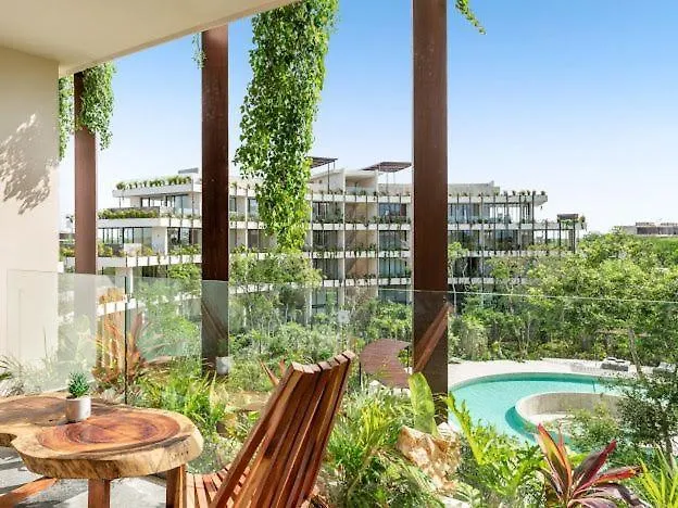 Luxury Studio - Stunning Pool View & Amenities 툴룸 0*,  멕시코